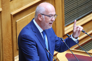 Φλωρίδης: Το κόμμα Σαμαρά τείνει να γίνει το πιο σύντομο ανέκδοτο – Αυτός πήρε όλο το ΠΑΣΟΚ στη ΝΔ