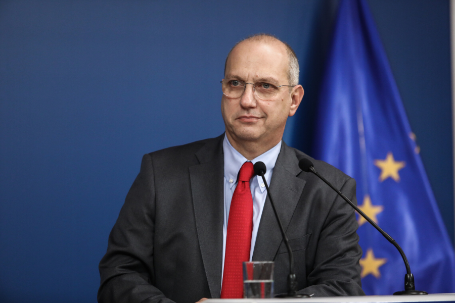 Οικονόμου: H πρόταση Ανδρουλάκη είναι συγκυβέρνηση ΠΑΣΟΚ με Τσίπρα και Βαρουφάκη