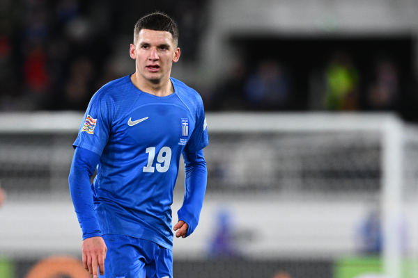 «Πώς την… κόλλησε έτσι;»: Ο Τζόλης «μίλησε» ξανά, νέα ασίστ στο Champions League! (video)