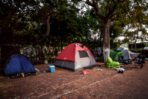 Διπλή δολοφονία στη Φοινικούντα: Εξετάζεται το ενδεχόμενο ο δράστης να είχε συνεργό