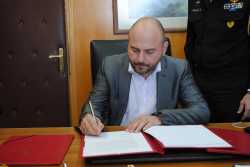 Συνεργασία ΥΠΕΘΑ και ΤΕΕ σε υποδομές, συμβάσεις και διαφάνεια