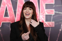 «The Materialists» - Παρασκήνια: Η νέα ρομαντική κομεντί με την Ντακότα Τζόνσον και τον Κρις Έβανς (Βίντεο)