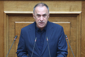 Νίκος Παπαναστάσης: Το ΚΚΕ στηρίζει τον αγώνα του προσωπικού των Ενόπλων Δυνάμεων