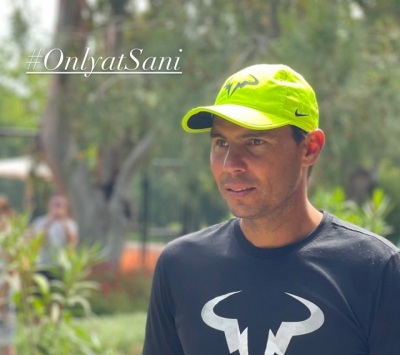 Σε γήπεδα τένις της Χαλκιδικής ο Ράφα Ναδάλ (βίντεο)