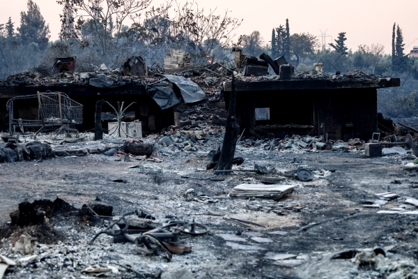Καταγραφή ζημιών από την πυρκαγιά σε Φυλή και Ασπρόπυργο, ποιοι μπορούν να κάνουν αιτήσεις