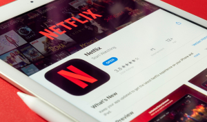 Netflix: Ανατροπή με δημοφιλή σειρά - H σεζόν που έμεινε έξω από τη λίστα με τα καλύτερα όλων των εποχών
