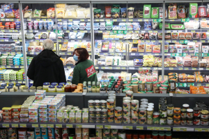 Greece’s Supermarket Price-Cut Plan Falters as Middle East Tensions Raise Costs