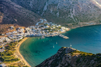 Ακίνητα «χρυσάφι» στα ελληνικά νησιά: Πού έφτασαν τα 7.600 ευρώ/τ.μ.