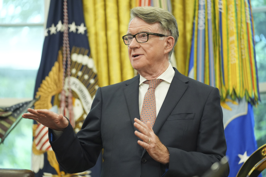 Ο Στάρμερ «τελείωσε» τον Μάντελσον λόγω διασυνδέσεων με τον Επστάιν