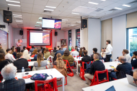 Περισσότεροι από 40 νέοι και νέες γνώρισαν από κοντά τη Vodafone στο Business Days 2025