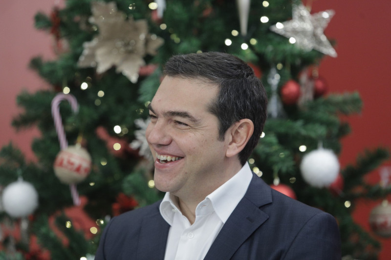Στο Πρότυπο Εθνικό Νηπιοτροφείο για τα κάλαντα ο Αλέξης Τσίπρας