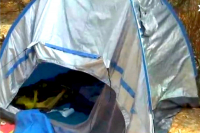 Φολέγανδρος: Το σημείο που είχαν κατασκηνώσει η Γαρυφαλλιά και ο δολοφόνος της, τι βρέθηκε στη σκηνή (βίντεο)