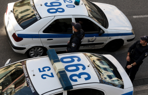 Συνελήφθη 15χρονος που είχε ρημάξει ψιλικατζίδικα στην Αττική