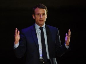 «Στο λίκνο της δημοκρατίας ο Μακρόν καλεί σε επανίδρυση της Ευρώπης»