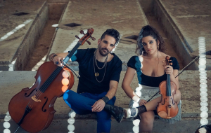 Οι «outsiders» String Demons κάνουν του κεφαλιού τους στη μουσική και αυτό είναι πράξη αντίστασης