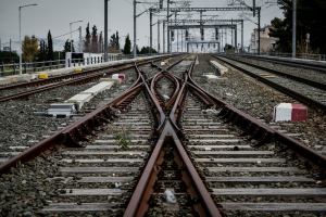 Στο «κάδρο» της δικαιοσύνης 25 μη πολιτικά πρόσωπα για τη σύμβαση 717 του ΟΣΕ