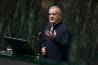 Πεζεσκιάν: Υπερασπίζεται το μνημόνιο με τις ΗΠΑ - «Δεν υποκλιθήκαμε στον εχθρό»