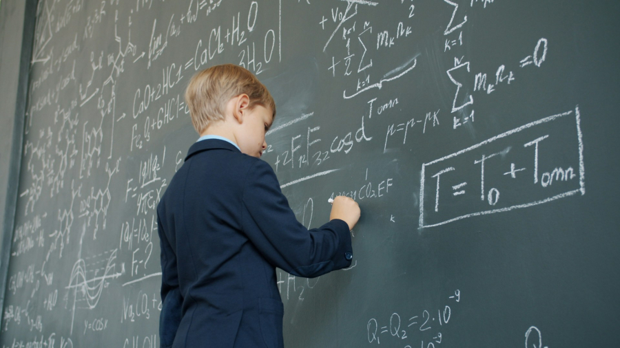 Έρχονται 4.000 lockers στα Δημοτικά με κονδύλι 8,5 εκατ. ευρώ