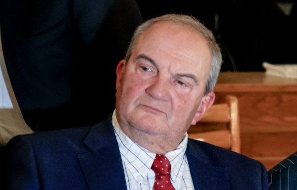 Καραμανλής επικεντρώνει την κριτική σε ελληνοτουρκικά - Απέχει από τα εσωκομματικά