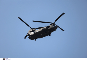 Αερογέφυρα ζωής για τον 7χρονο, μεταφέρθηκε από Σαντορίνη σε Ηράκλειο για σοβαρό χειρουργείο