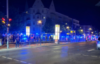 Άγρια νύχτα στο Βερολίνο: Συμπλοκή μεταξύ οπαδών του Ολυμπιακού και του Παναθηναϊκού με τραυματίες - Βίντεο με τα πρώτα λεπτά μετά τα επεισόδια