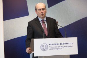 Δανειολήπτες: Τα SOS του νέου νομοσχέδιου για το ιδιωτικό χρέος - Τι αλλάζει