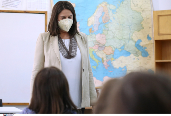 Κεραμέως: «Ξεκίνησε η διαδικασία αλλαγής διευθυντών στα σχολεία - Περίπου 14.000 θα αντικατασταθούν»