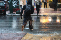 Έκτακτο δελτίο καιρού: Πού αναμένονται ισχυρές βροχές και καταιγίδες το επόμενο διήμερο