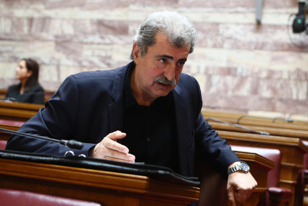 Ο Πολάκης εξέδωσε ανακοίνωση, ο ΣΥΡΙΖΑ όχι