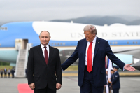 Οι ΗΠΑ επικήρυξαν Μοτζταμπά ενώ πρώην σύμβουλος του Τραμπ βλέπει το τέλος του πολέμου σε 1-2 βδομάδες