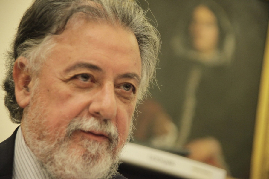 Σχο-λιαστές με πιν-ελιές