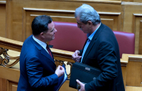 Πολάκης σε Γεωργιάδη: Άντε κρύψου τώρα