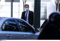 Συναγερμός: Νέα κρούσματα της μετάλλαξης Δέλτα σε Αθήνα, Κρήτη, Κόρινθο - Έκτακτη σύσκεψη Τσιόδρα, Χαρδαλιά