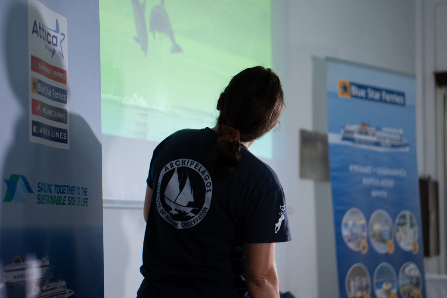 H Blue Star Ferries στους Φούρνους Κορσεών