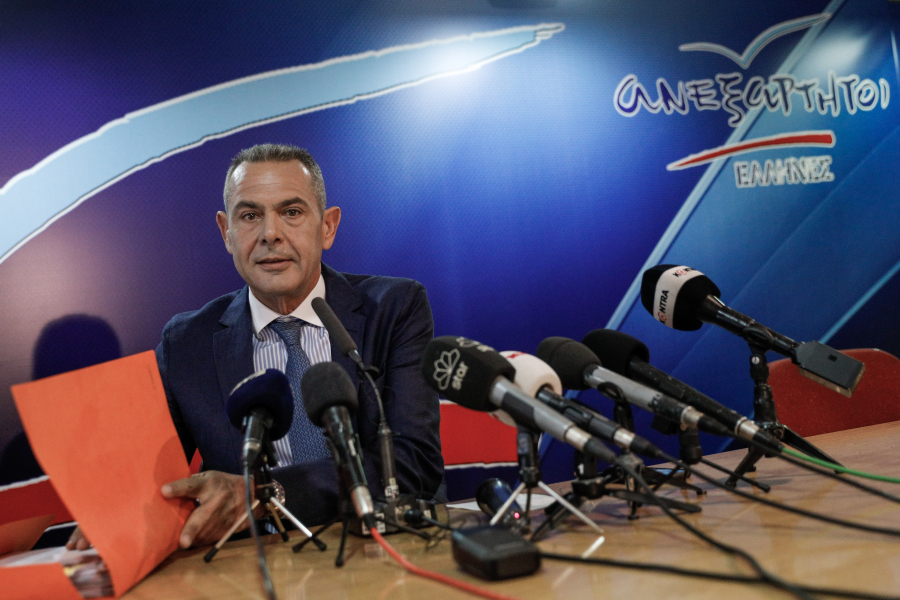 H «απίστευτη» ανάρτηση του Πάνου Καμμένου για τις τουρκικές υπερπτήσεις στο Αιγαίο