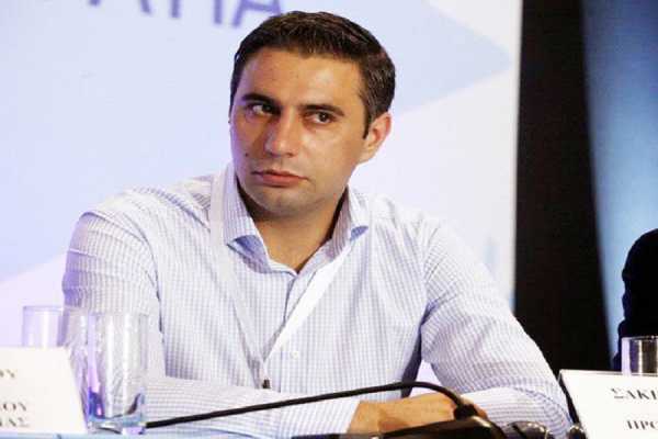 Σ. Ιωαννίδης "Φιάσκο" το 10ο συνέδριο της ΟΝΝΕΔ, δεν έγιναν εκλογές