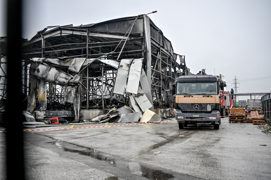 «Να γυρίζουμε ζωντανοί στα σπίτια μας»: Πανελλαδική απεργία την Τρίτη στον κλάδο Τροφίμων και συγκέντρωση στη Λάρισα