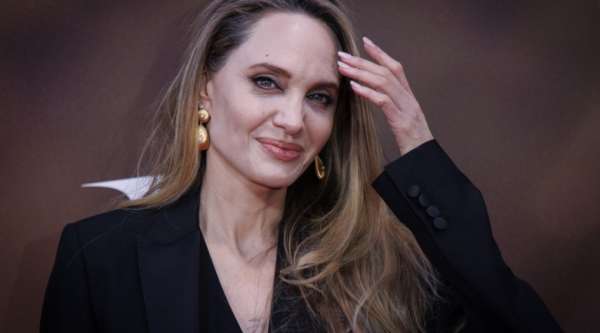 Η Αντζελίνα Τζολί και ο Μάντοξ συνεργάζονται ξανά στο Παρίσι για την ταινία «Stitches»