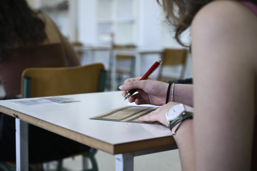 Πανελλήνιες 2025: Τέλος χρόνου για τις αιτήσεις για τις σχολές Αξιωματικών και Αστυφυλάκων