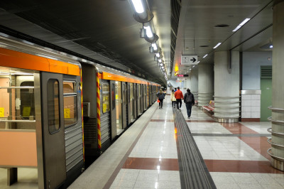 Άνοιξαν οι σταθμοί του Μετρό - Αποκαταστάθηκε η κυκλοφορία Τραμ