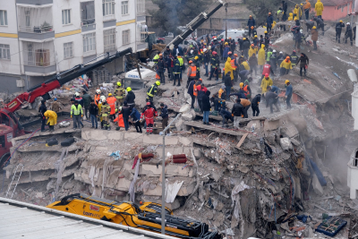 Σεισμός Τουρκία: Μία γυναίκα βγήκε ζωντανή από τα ερείπια 203 ώρες μετά τα 7,8 Ρίχτερ