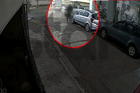 Περιστέρι: Κάτοικοι οργανώνουν περιπολίες για τον εντοπισμό του επιδειξία