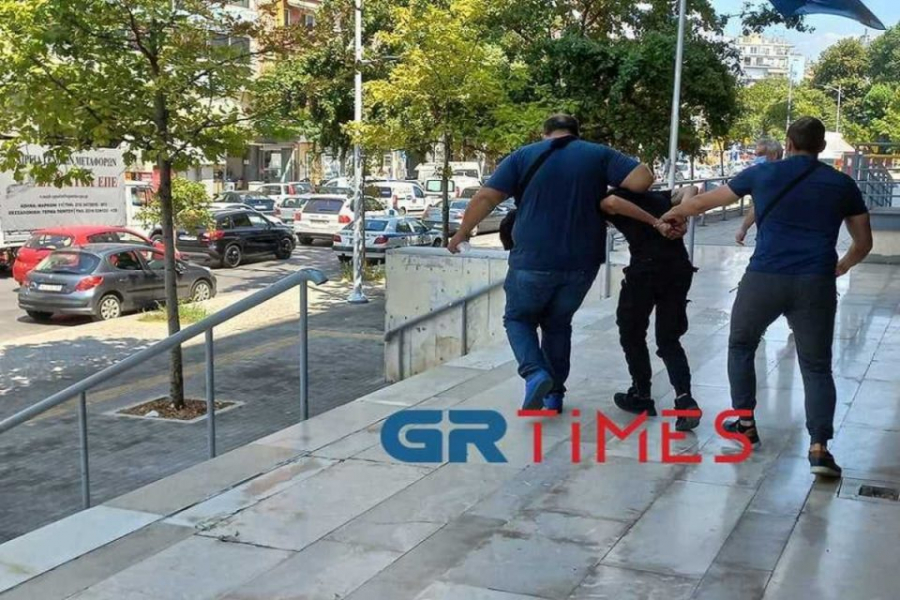 Θεσσαλονίκη: Για κακούργημα ο 25χρονος που μαχαίρωσε και σκότωσε τον σκύλο