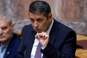 Εξεταστική: «Όχι» τώρα η κλήτευση Μυλωνάκη λέει η ΝΔ – Πυρά από την αντιπολίτευση