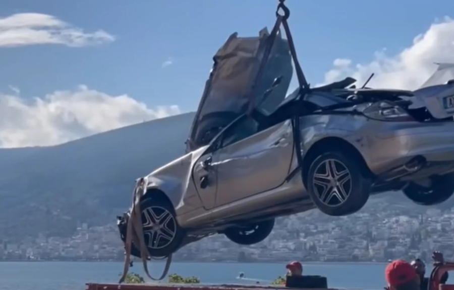 Αμφιλοχία: Μυστήριο με τον θάνατο του 27χρονου ποδοσφαιριστή - Οδύνη στην κηδεία του