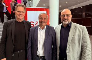 Ευρωβουλευτές ΠΑΣΟΚ: Βέτο στην κατάργηση του βέτο - Ναι στην κοινή ευρωπαϊκή άμυνα