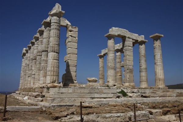 Απορρίπτει γυρίσματα σειράς στο ναό του Ποσειδώνα στο Σούνιο το ΚΑΣ