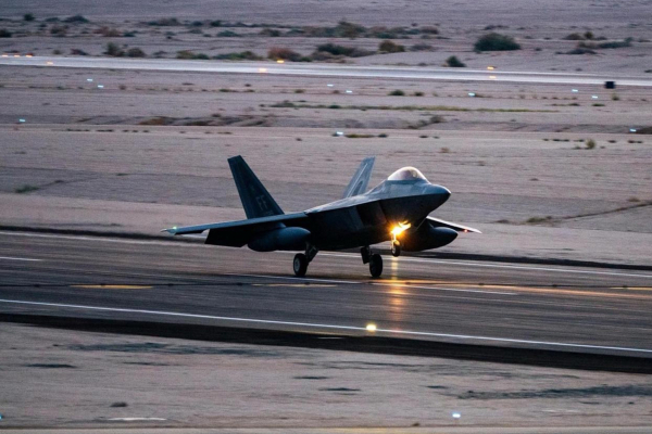 Ιράν: Με νέα επίθεση στη νήσο Χαργκ, θα μετατρέψουμε σε στάχτη τις πετρελαϊκές εγκαταστάσεις των ΗΠΑ