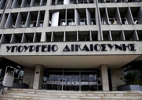 Υπ. Δικαιοσύνης: Δεν θα αυξήσουμε τα όρια ηλικίας των δικαστών