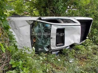 Φθιώτιδα: Αγροτικό βγήκε εκτός δρόμου, από θαύμα σώθηκαν οι επιβάτες (Βίντεο)